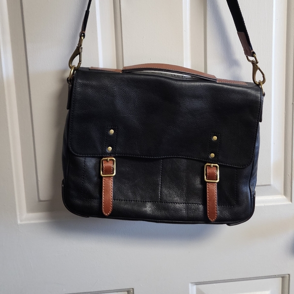 Fossil Men’s Defender Messenger Black Bag - Picture 12 of 16